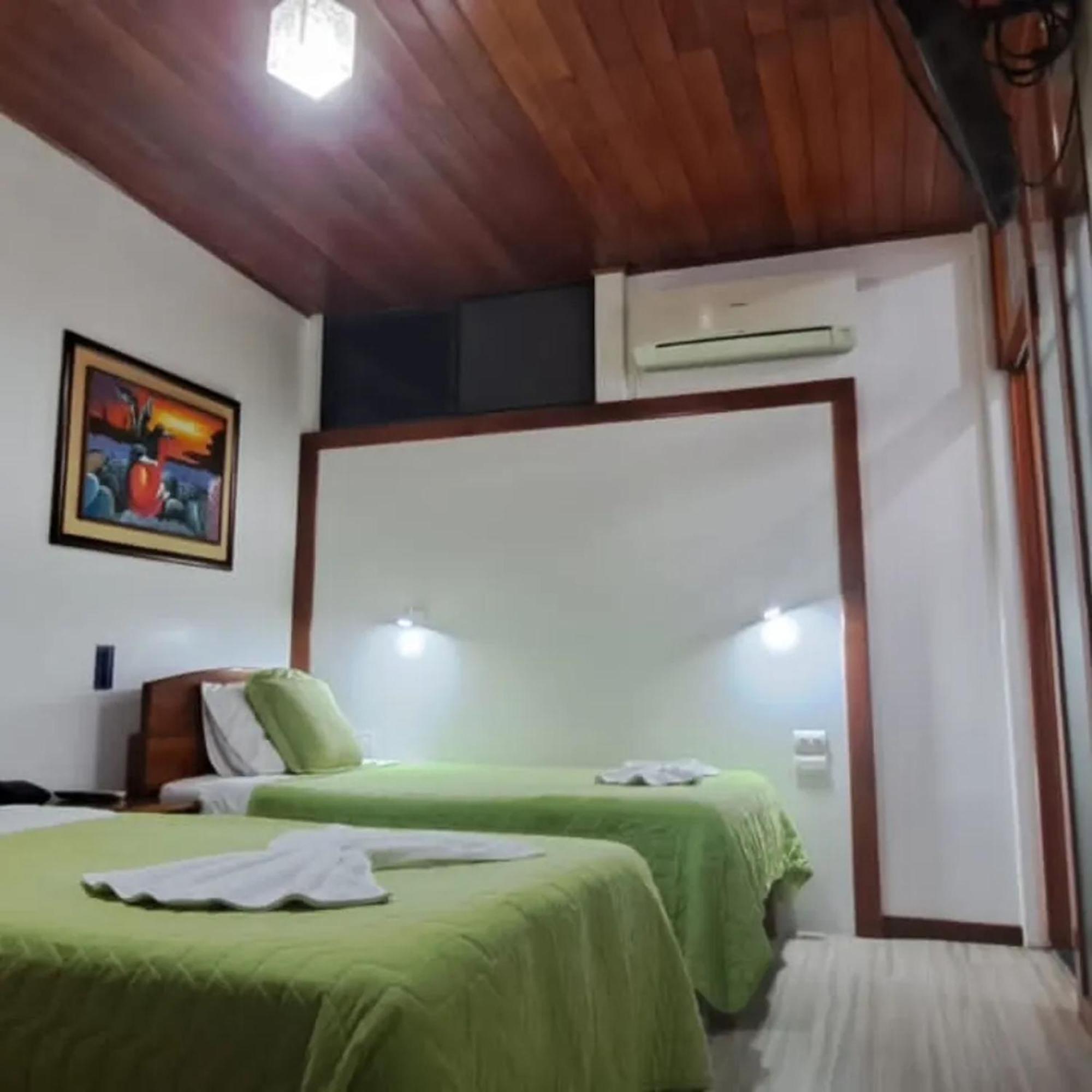 Isla Azul Hotel Пуерто Айора Екстериор снимка